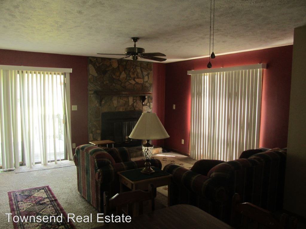 5940 Laguna Dr - Photo 2 of 9