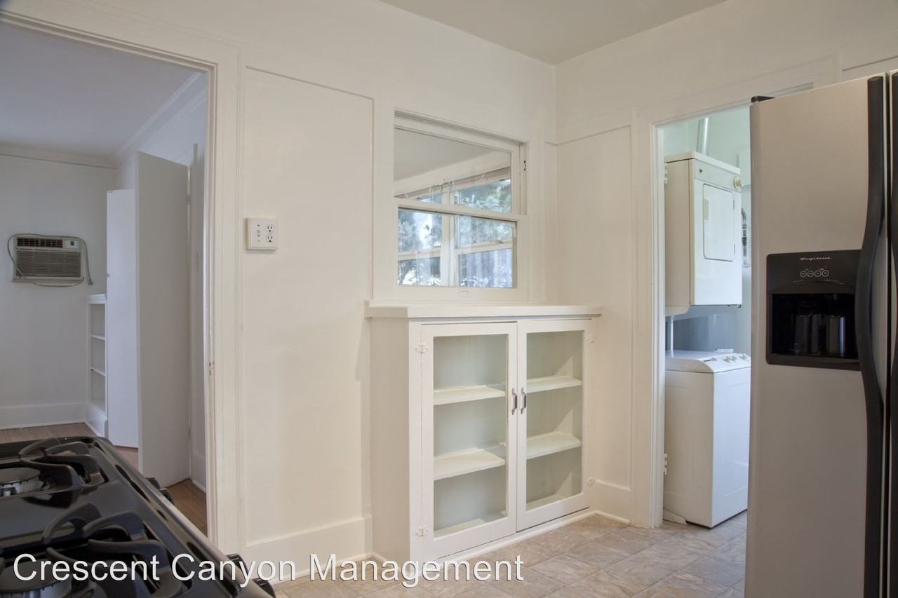 1333 N June St - Photo 3 of 11
