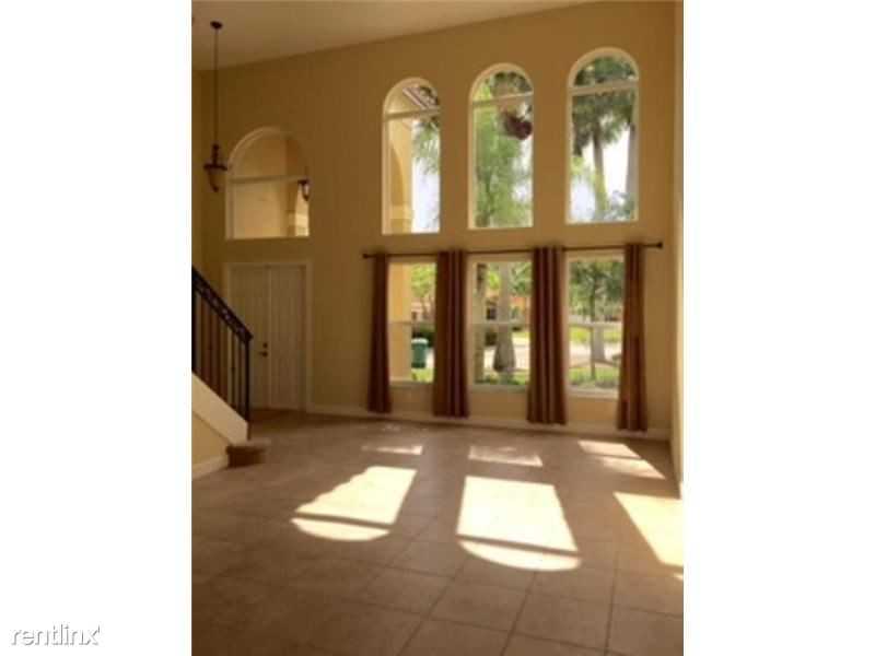 3841 SW 144th Terrace - Photo 2 of 34