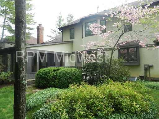 8153 Linden Leaf Cir - Photo 3 of 36