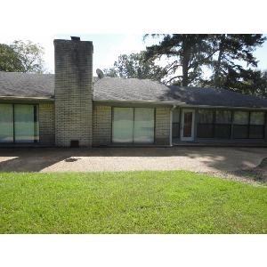 4750 Brookwood Pl - Photo 2 of 12