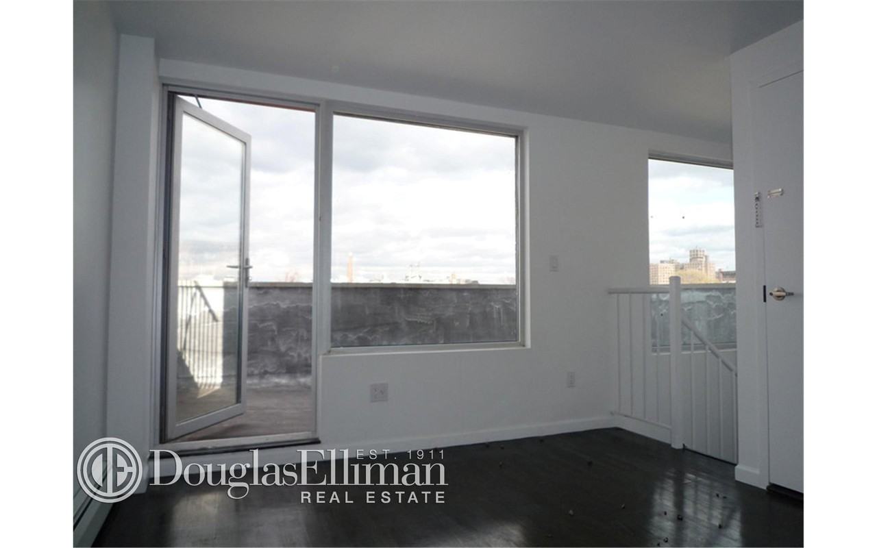 Pulaski Street & Marcy Ave #7