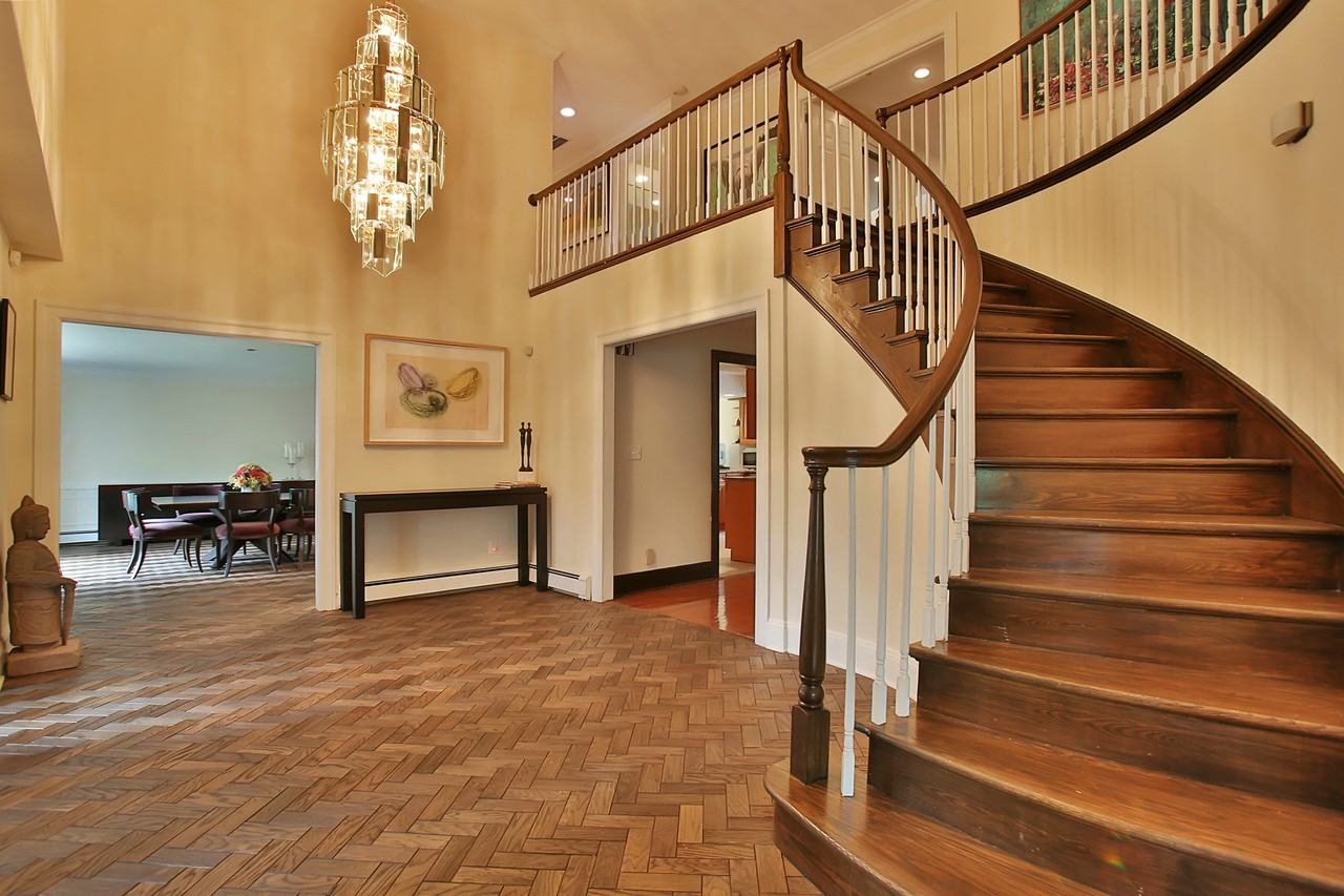 159 Demarest Ave - Photo 3 of 24