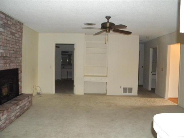 801 Mohawk Dr - Photo 3 of 13