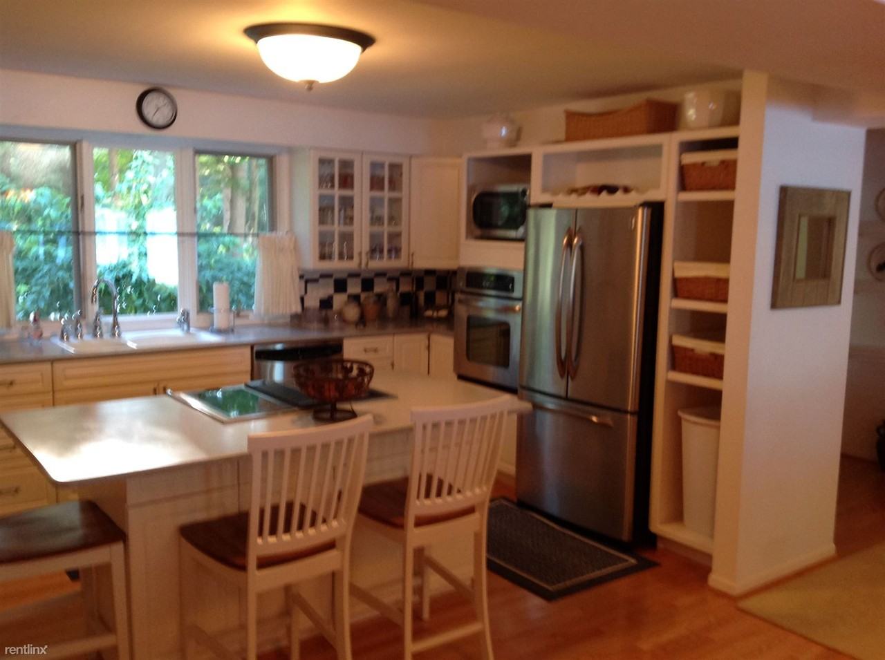 529 Lemke Ln - Photo 3 of 10