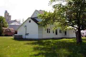 136 Berne St - Photo 3 of 3