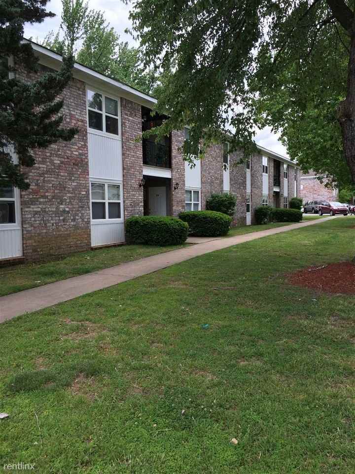 Garland Heights - Photo 2 of 9