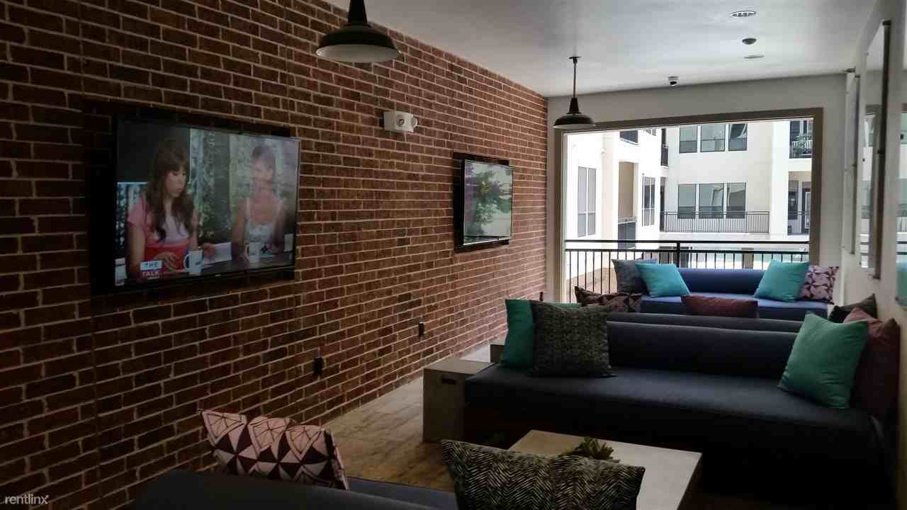 601 Heights Blvd - Photo 2 of 8