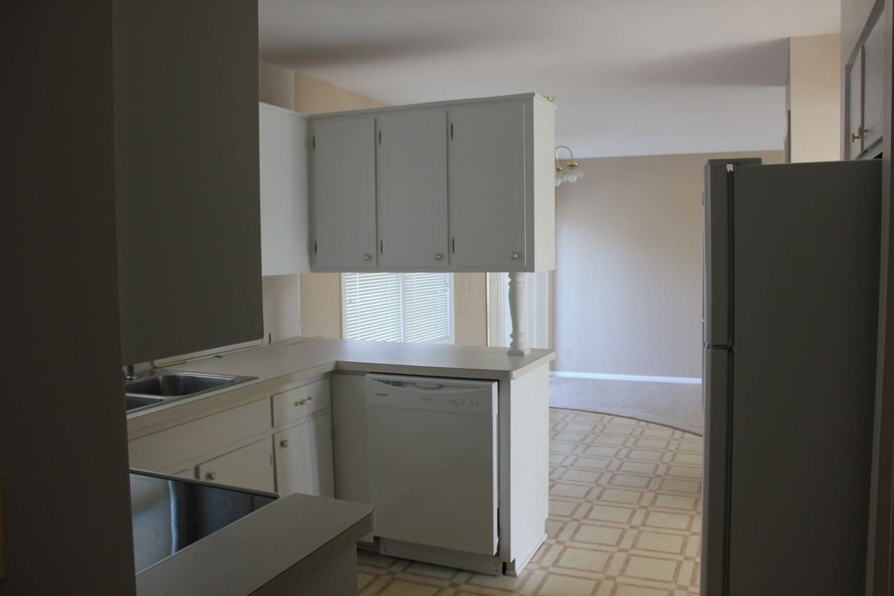 5107 Old Franklin Rd - Photo 3 of 17