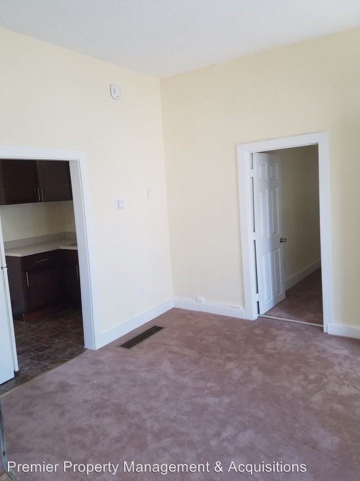 98 Hanover St - Photo 2 of 16