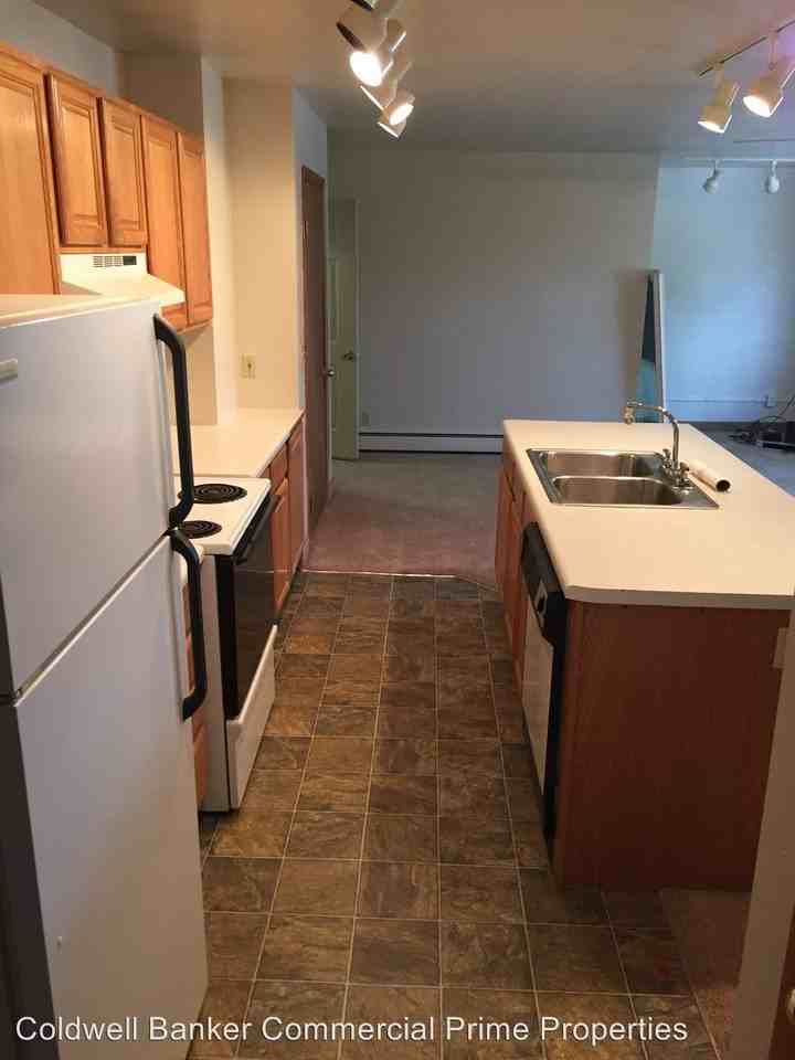 105 W Victory Way #1 - Photo 3 of 7