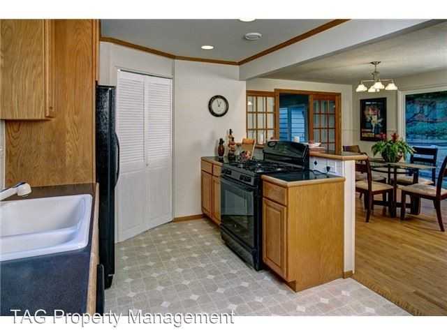 12031 SE 11th St - Photo 3 of 20