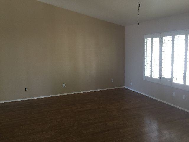 509 W Ensueno Ct - Photo 3 of 9