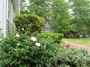 88 Saltwind Drive - Photo 3 of 24
