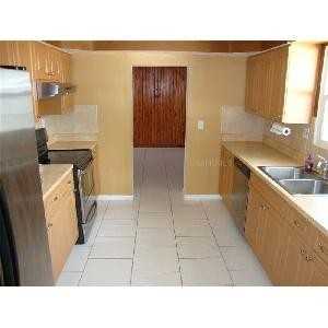 7801 Par Ave N - Photo 2 of 9