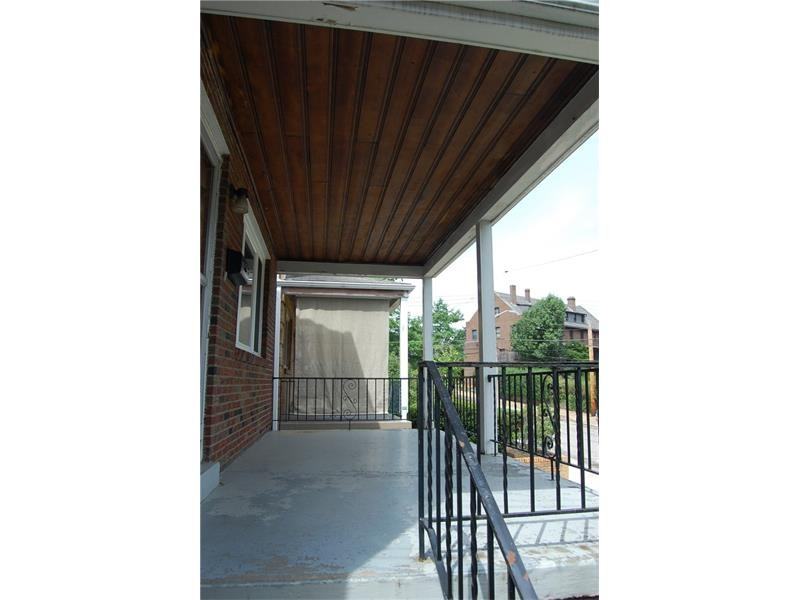 1625 Hybla St - Photo 2 of 25