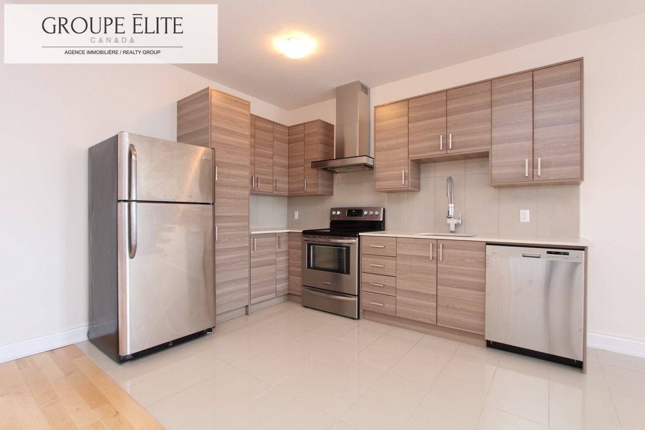 2055 Notre Dame #301 - Photo 3 of 21