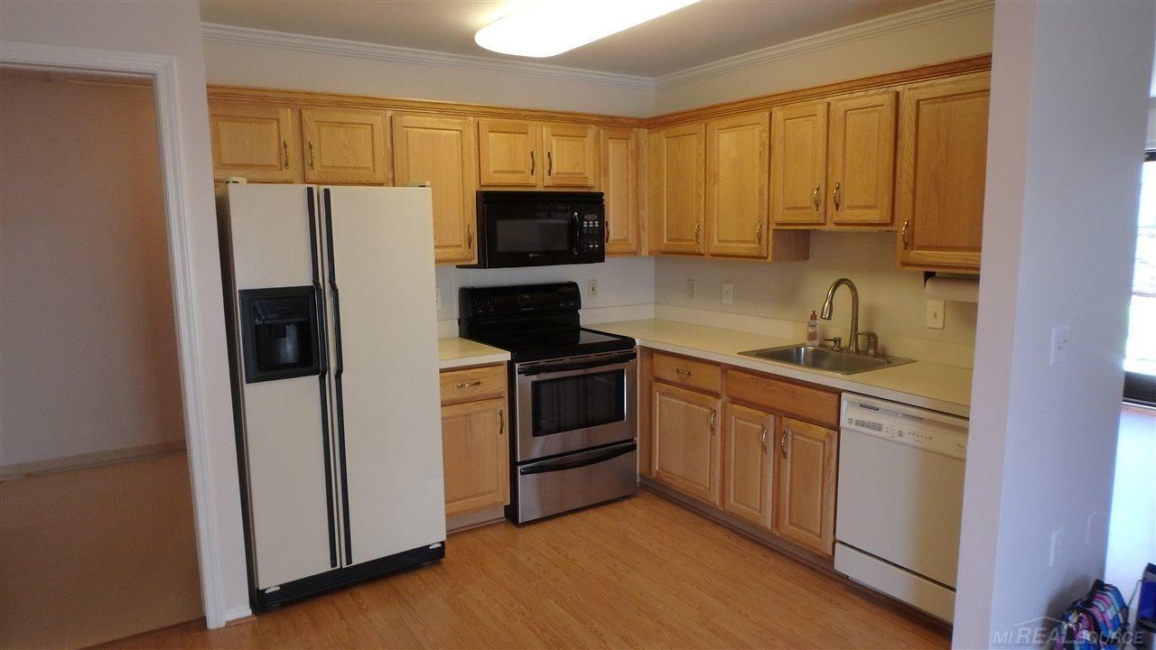 50108 N Jimmy Ct - Photo 3 of 17