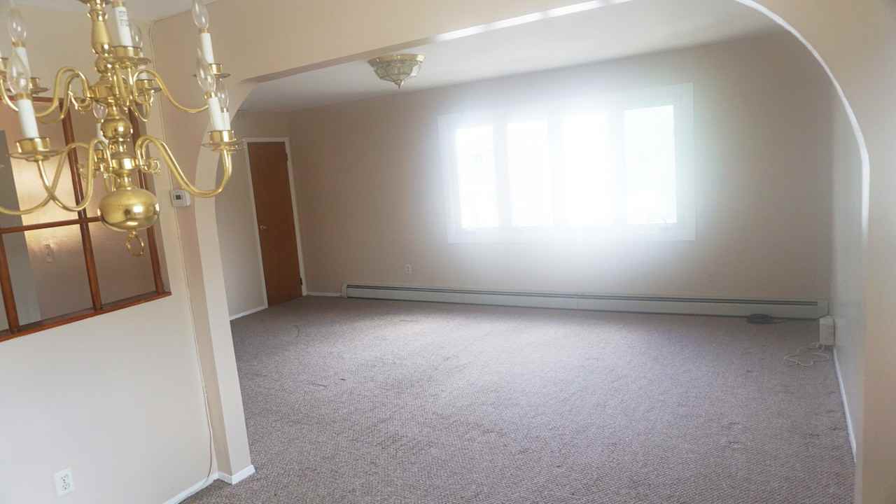 230-44 148th Ave #2 - Photo 3 of 12