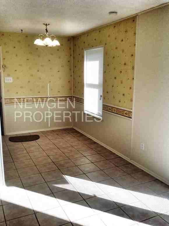 2616 Shady Brook Dr - Photo 3 of 28