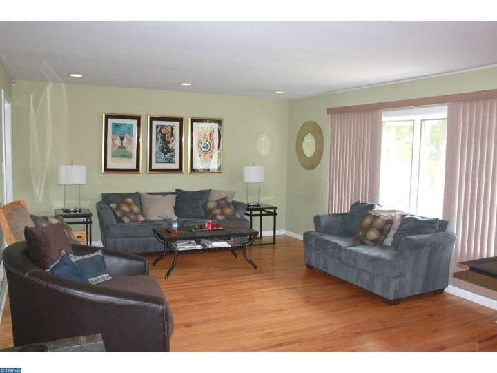 2143 Cooper Rd - Photo 3 of 20