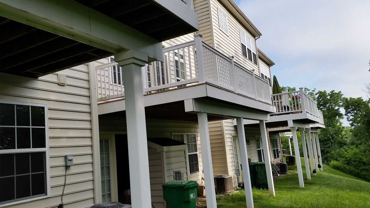 2035 Crescent Moon Ct - Photo 2 of 10