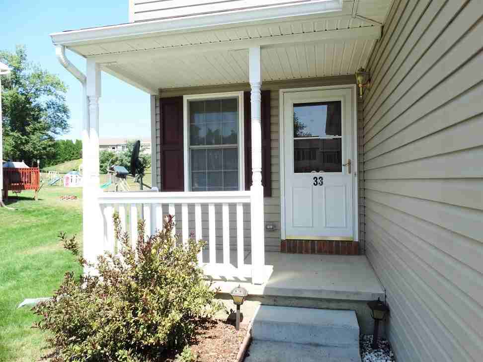 33 Beverly Dr - Photo 2 of 20