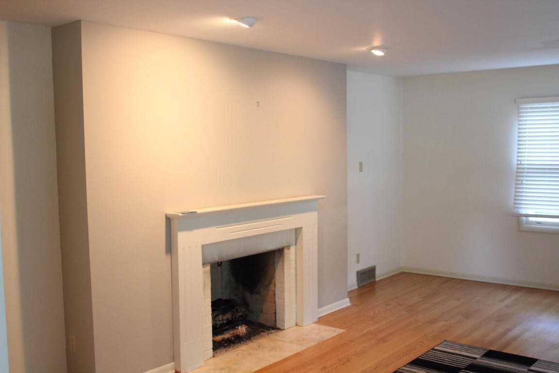 9290 N Fairway Dr - Photo 2 of 16