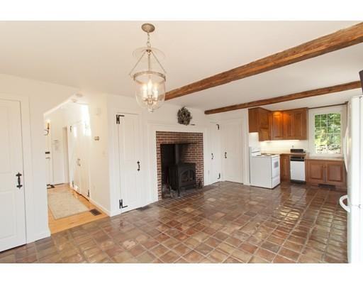 581 River Rd #1 - Photo 3 of 9