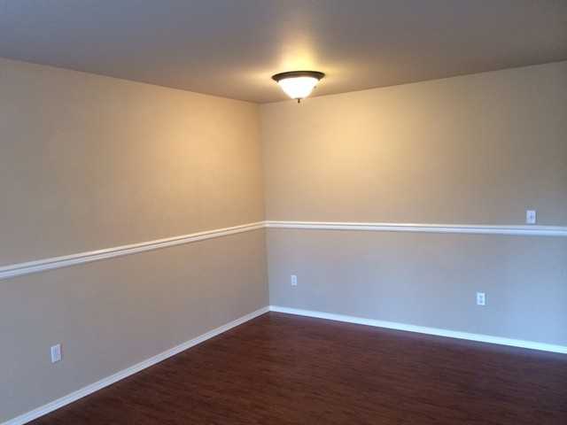 7802 67th St NE - Photo 3 of 11