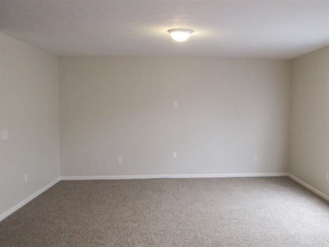 2219 S Briarwood Dr - Photo 2 of 18