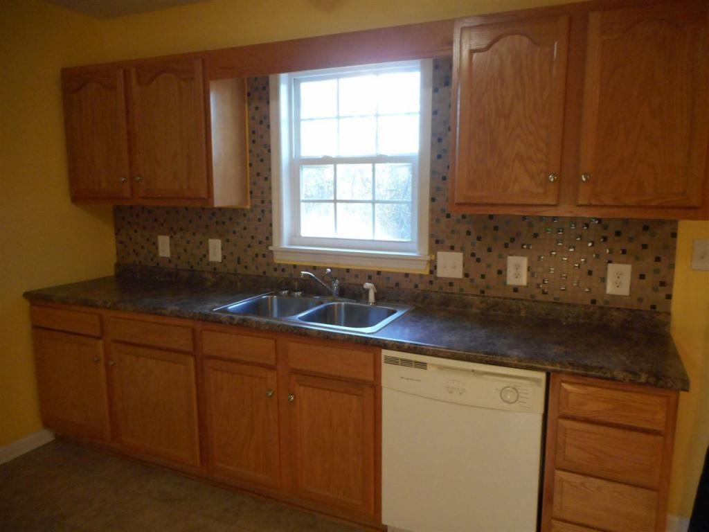 98 Meadow Farms Road - Photo 3 of 10