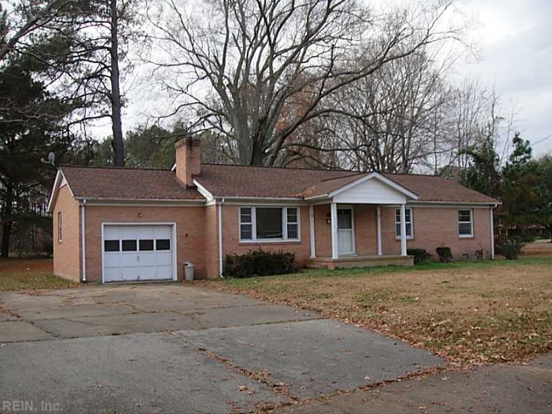 215 Menchville Rd, Newport News, VA 23602 3 bedroom House Rental Zumper