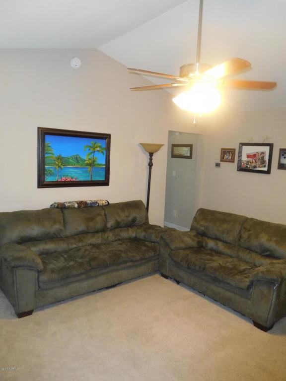 105 Courtney Pines Road - Photo 2 of 10