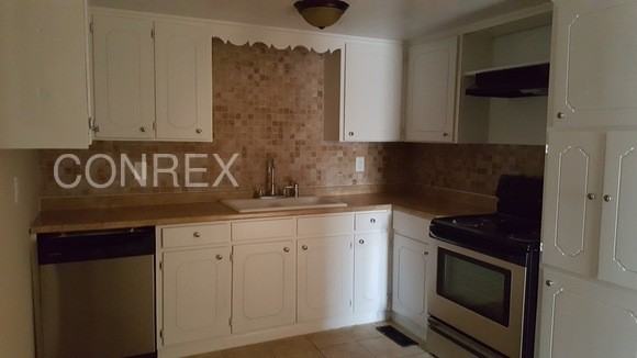 7157 Oak Dr - Photo 2 of 12