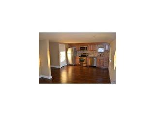 307 Scharer Ave - Photo 2 of 7