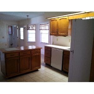 1322 Windbrook Dr - Photo 2 of 14