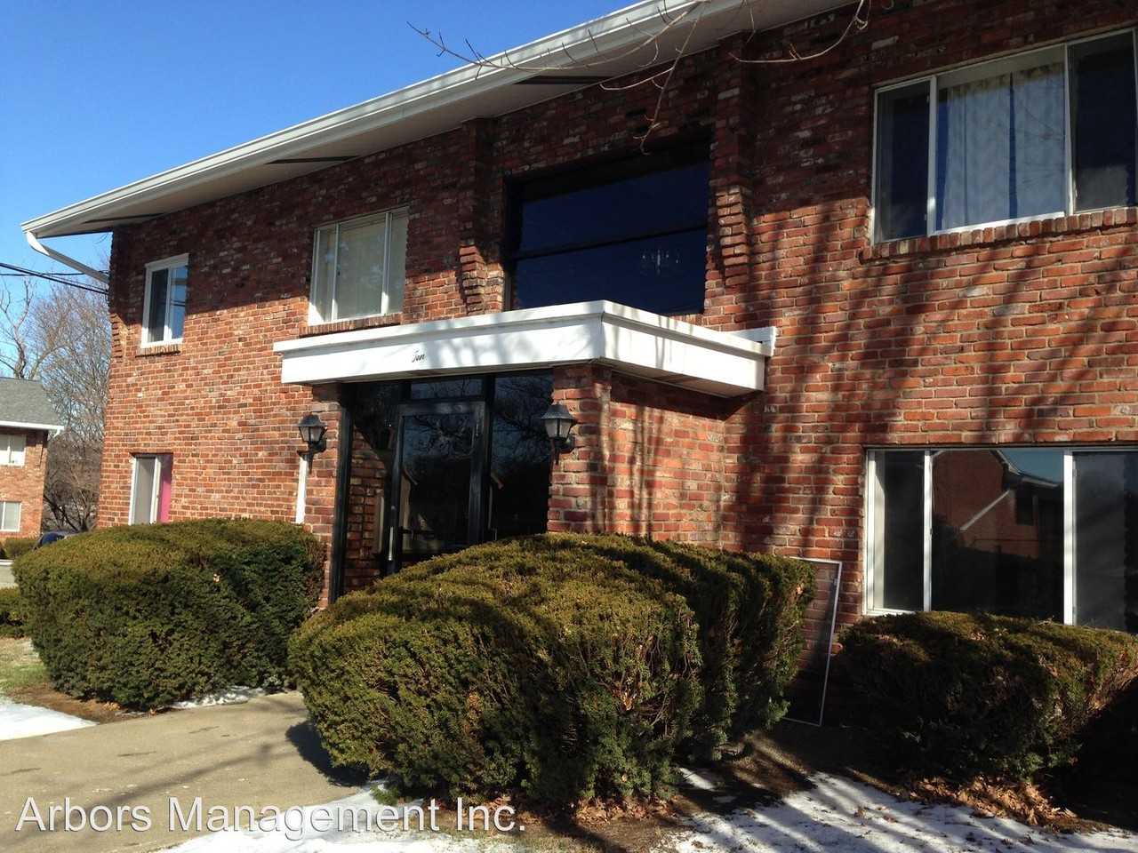 Olympia Park Plaza Apartments in McKeesport White Oak, McKeesport, PA