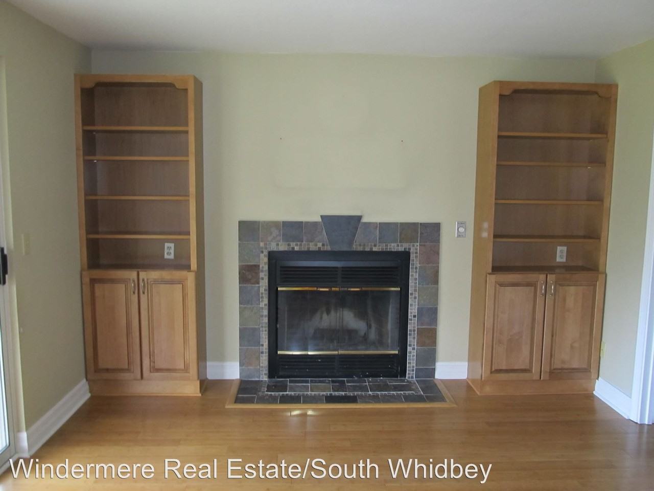 42 NW Roeder Dr - Photo 2 of 10