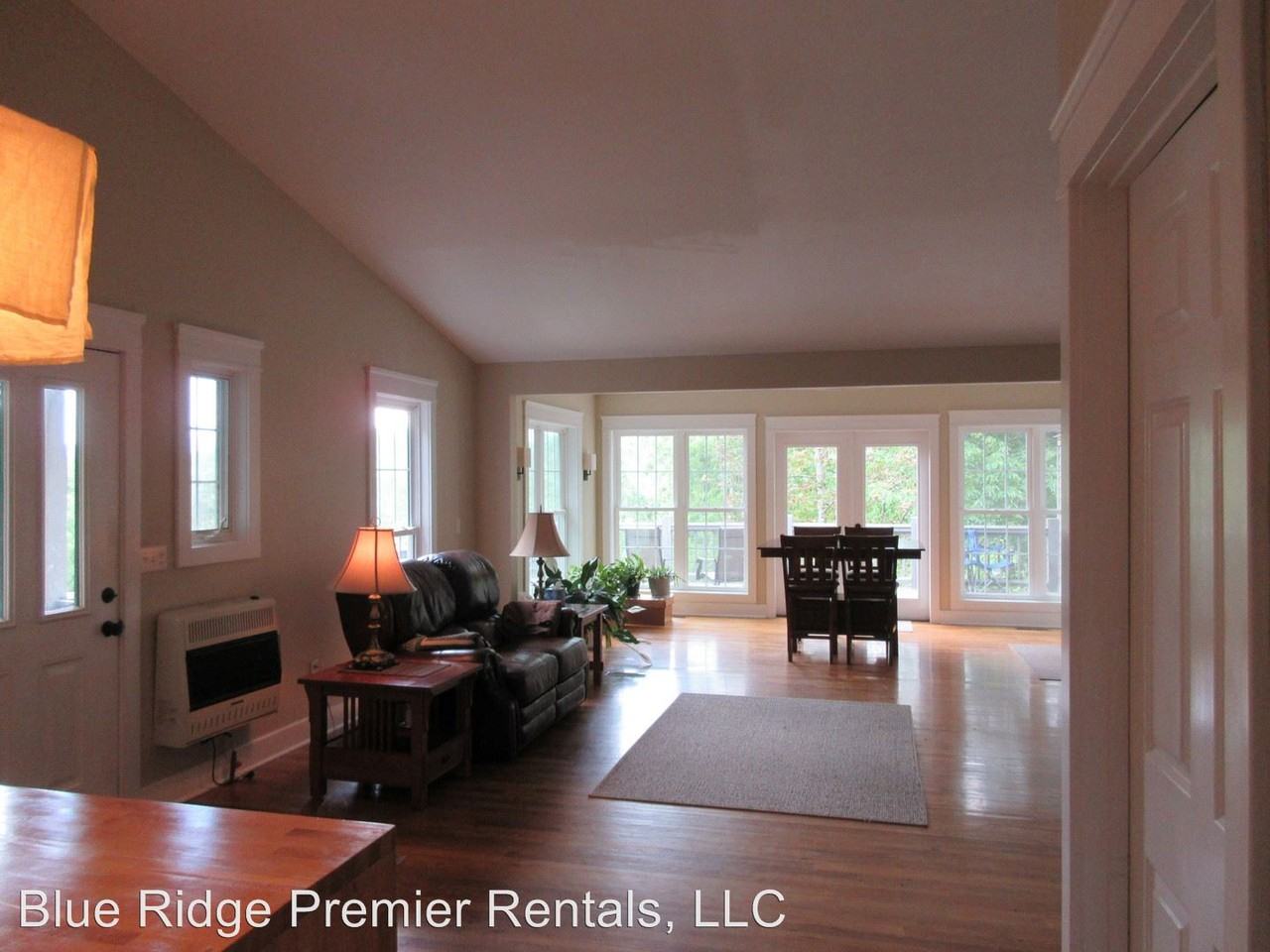 103 Vail Pass Rd - Photo 3 of 12