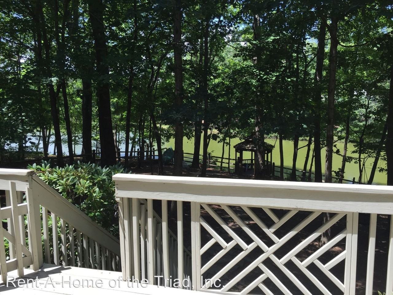 3209 Peninsula Dr - Photo 3 of 22