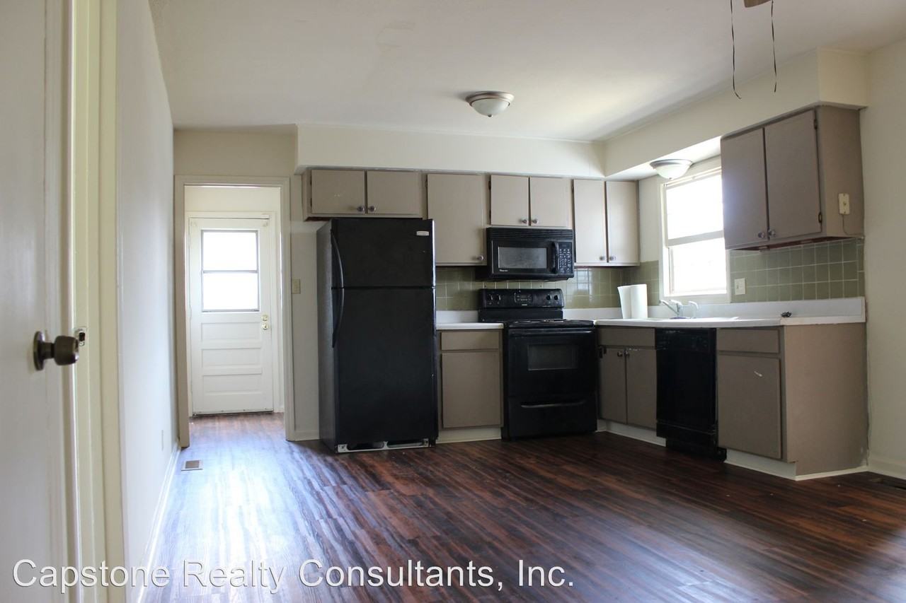 3604 Maverick St - Photo 3 of 13