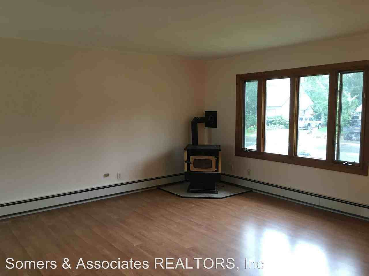 1111 Nenana St - Photo 3 of 14