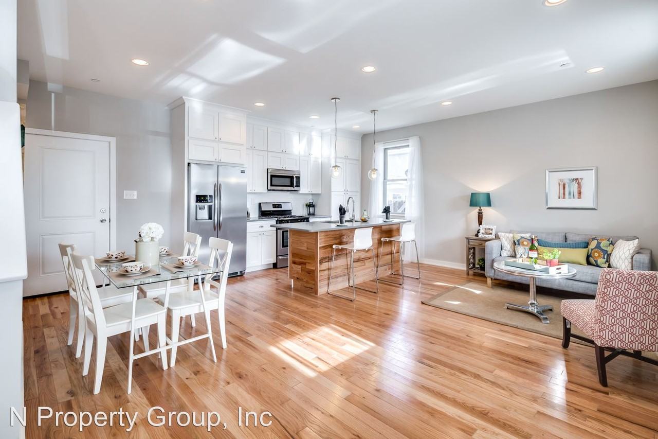 4427 Mitchell St - Photo 2 of 8