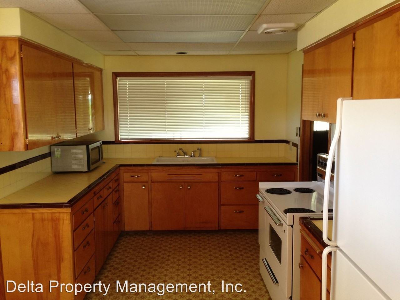 6933 Armar Rd - Photo 3 of 9