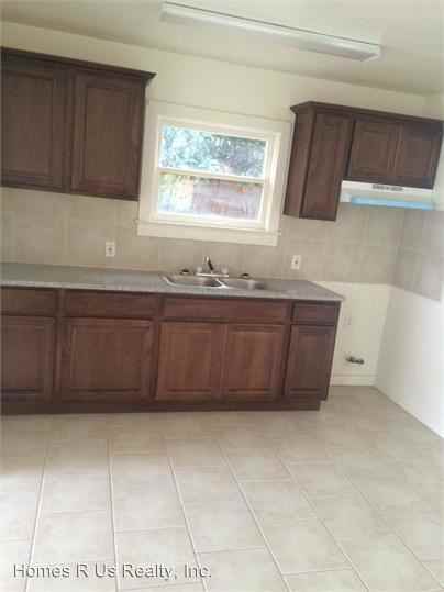 314 Jeffrey St - Photo 3 of 4