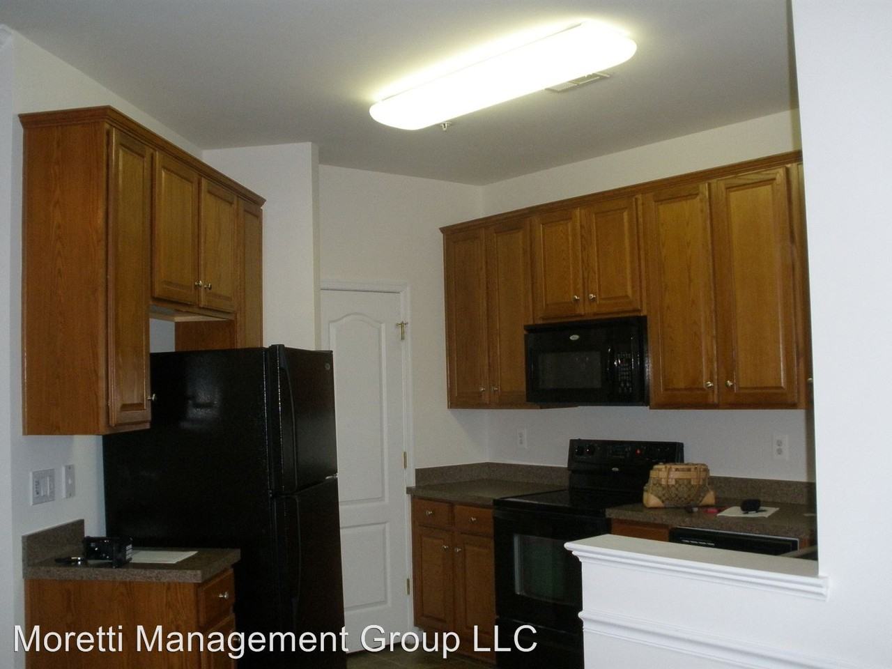 135 Whiskey Creek Cir - Photo 2 of 18