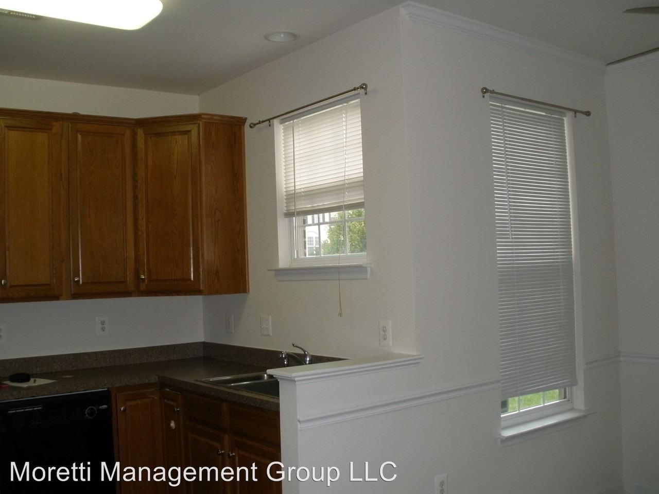 135 Whiskey Creek Cir - Photo 3 of 18