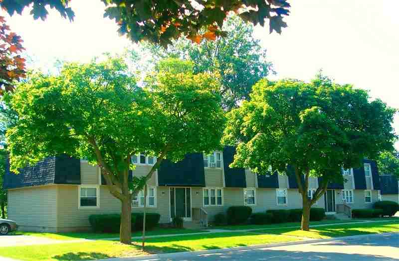 Pine River Apartments 502 N River Ave, Alma, MI 48801 Zumper