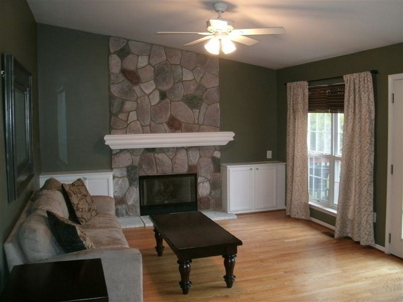 6113 Lake Waldon Dr - Photo 2 of 5